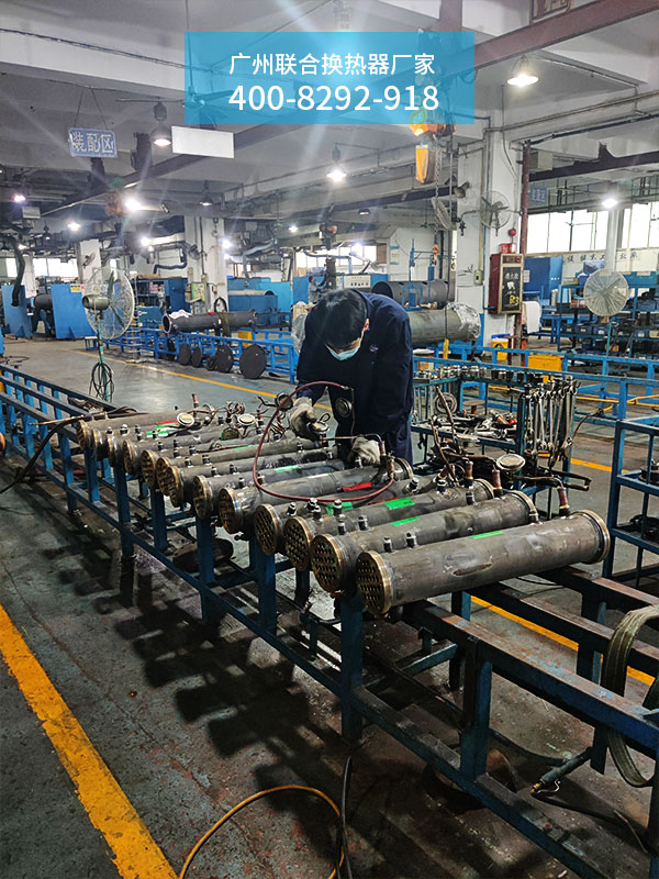 聯(lián)合換熱器受到廠家青睞,2月生產(chǎn)忙 聯(lián)合換熱器受到廠家青睞,2月生產(chǎn)忙